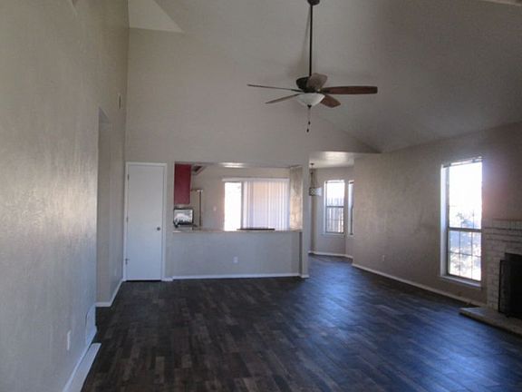 2nd image of 7101 Vista Alegre St NW