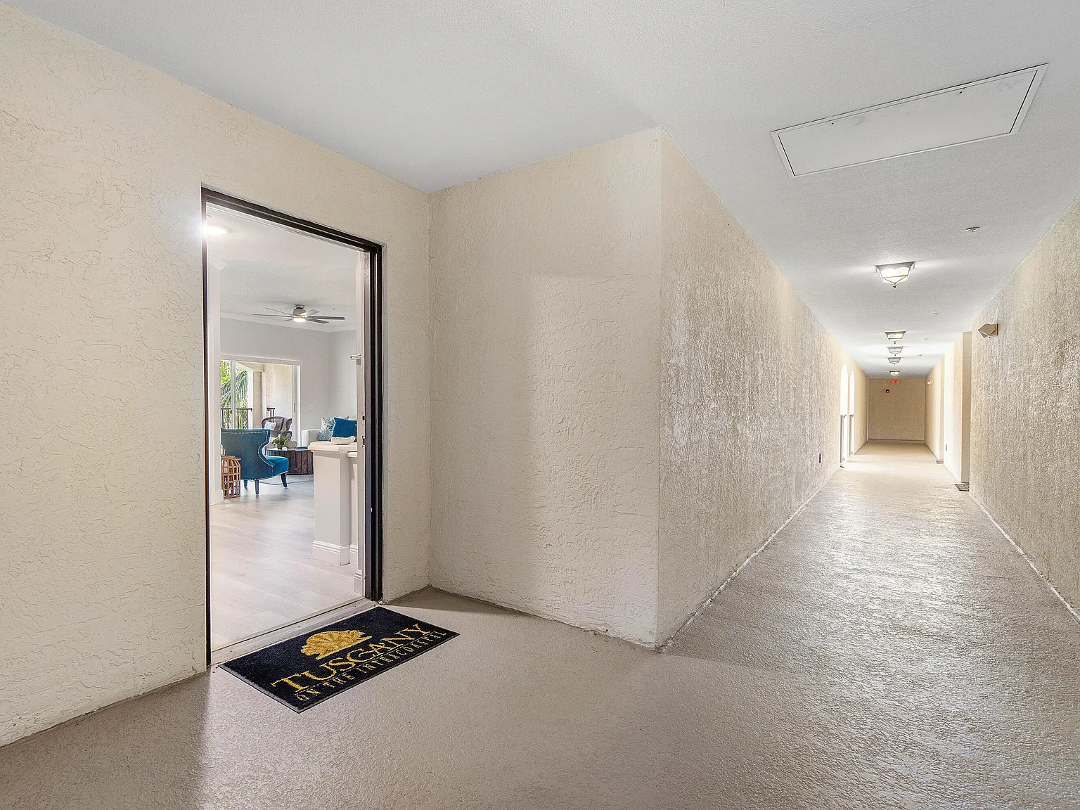 3 bed, 1293 sqft, $4,900 — Photo 3