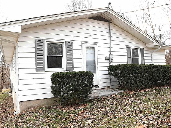 5th image of 15336 County Farm Rd