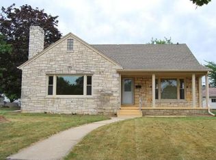 4651 N Green Bay Rd, Milwaukee, WI 53209