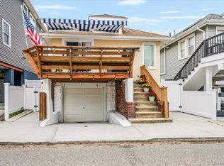 77 Florida St, Long Beach, NY 11561