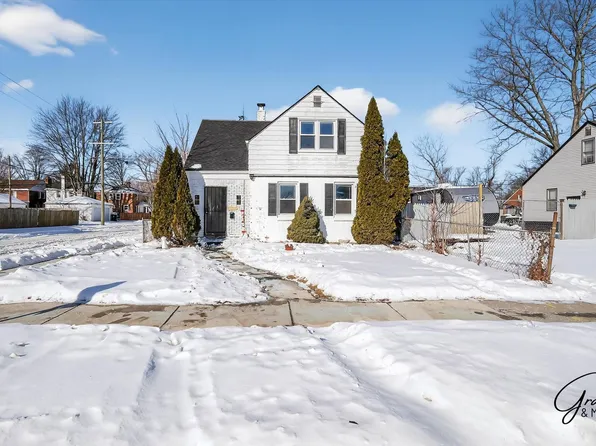 9710 Courville St, Detroit, MI 48224