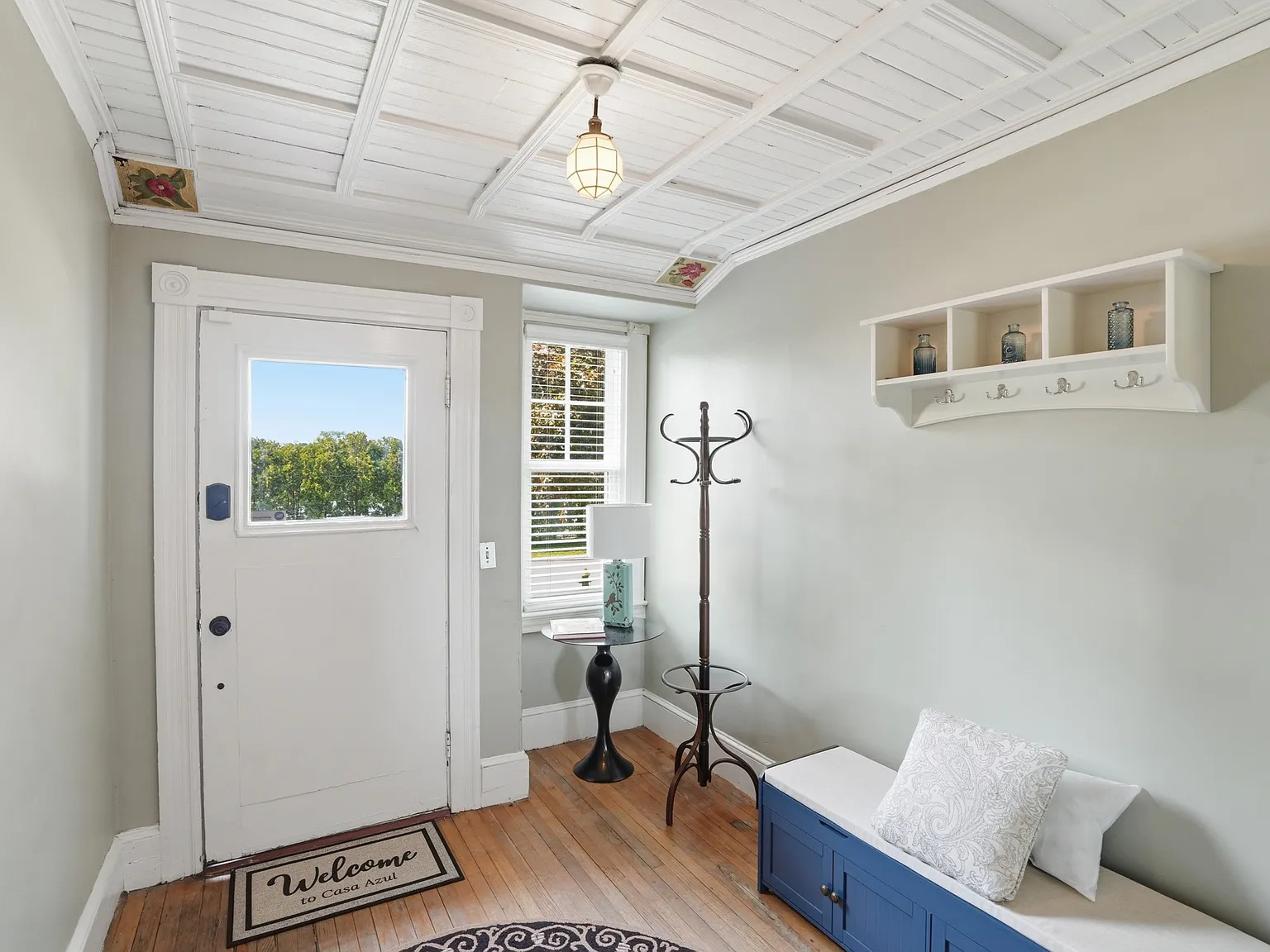 5 bed, 2703 sqft, $4,500 — Photo 2