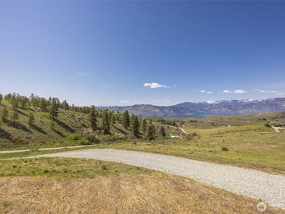 4th image of 139 Mountain Ridge Lane