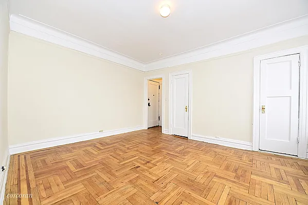 Rented by Corcoran | media 27