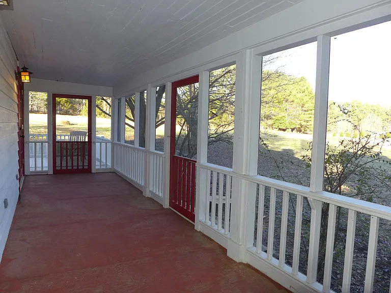 917 Phils Creek Rd — Photo 22