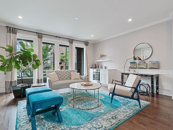 3rd image of 3717 N Ashland Ave #1S