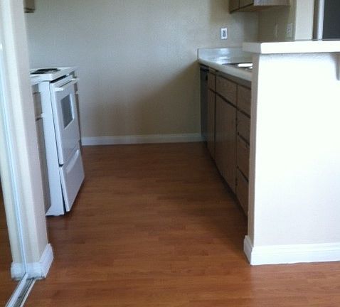 3rd image of 1601 W Avenue J8
