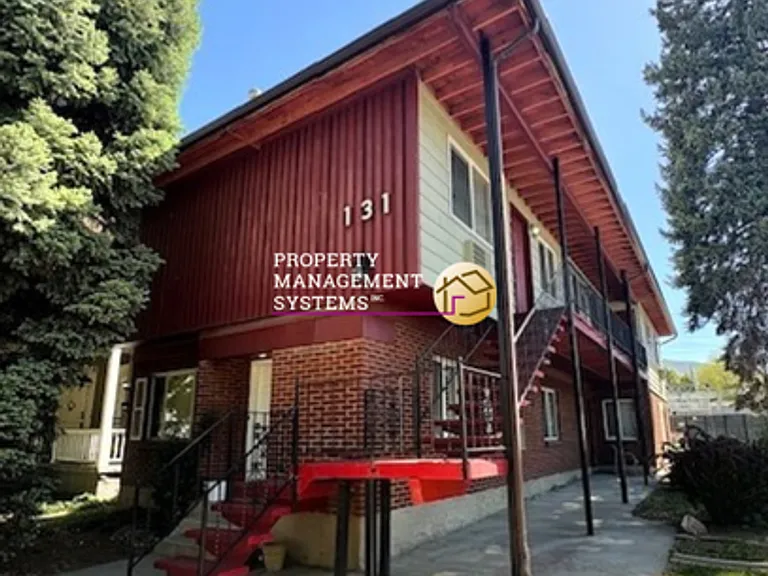 131 S McClelland St — Photo 1