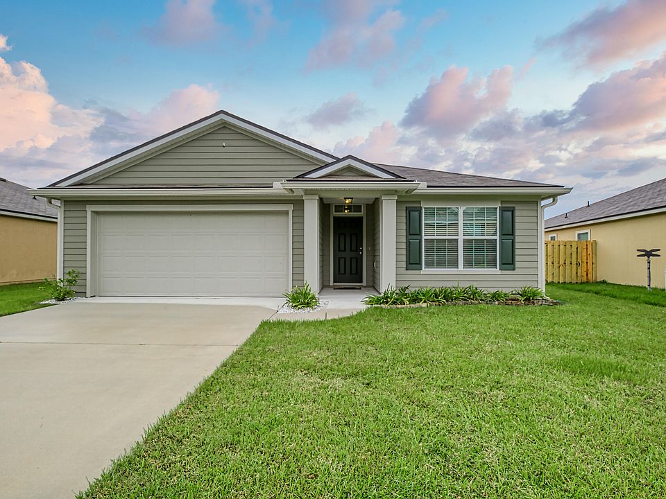 1st image of 65088 Lagoon Forest Dr