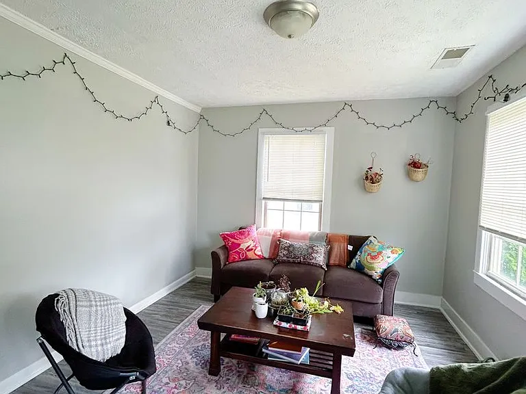 609 Addison Ave — Photo 9