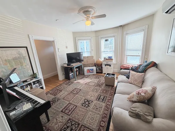 43 Trull St, Somerville, MA