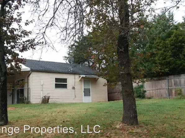 3018 Woodcrest Way, Norman, OK 73026