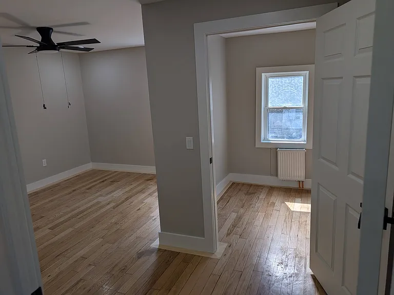 6-8 Steel St #8 — Photo 21