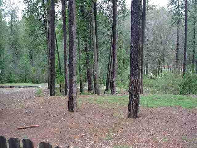 2nd image of 15959 Willow Glen Rd