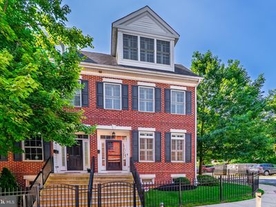 98 Spruce Aly, West Chester, PA, 19382