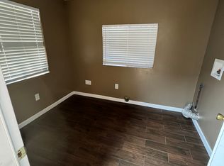 8181 Chestnut Ave #B, South Gate, CA 90280