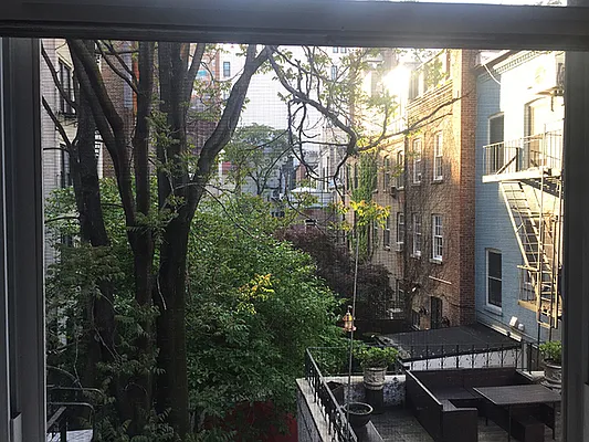 Rented by Brown Harris Stevens | media 20