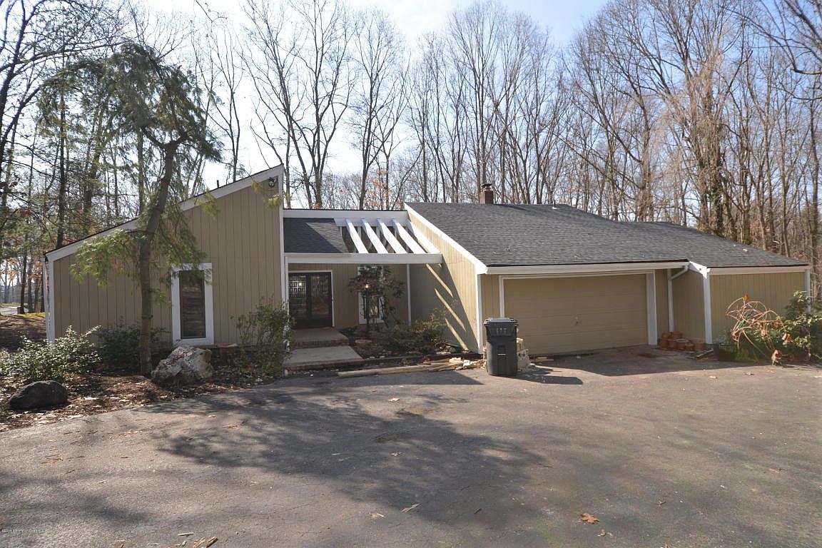 14 Robertsville Rd, Marlboro, NJ 07746 Zillow