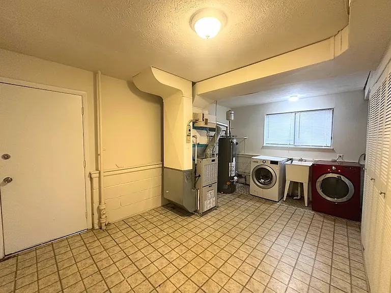 33365 Rockford Dr — Photo 15