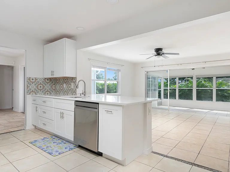 8349 Monarch Cir — Photo 11