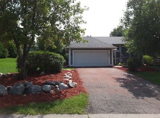 4606 Tamie Ave, Eagan, MN 55123