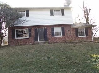 3564 Lansdowne Dr, Lexington, KY 40517