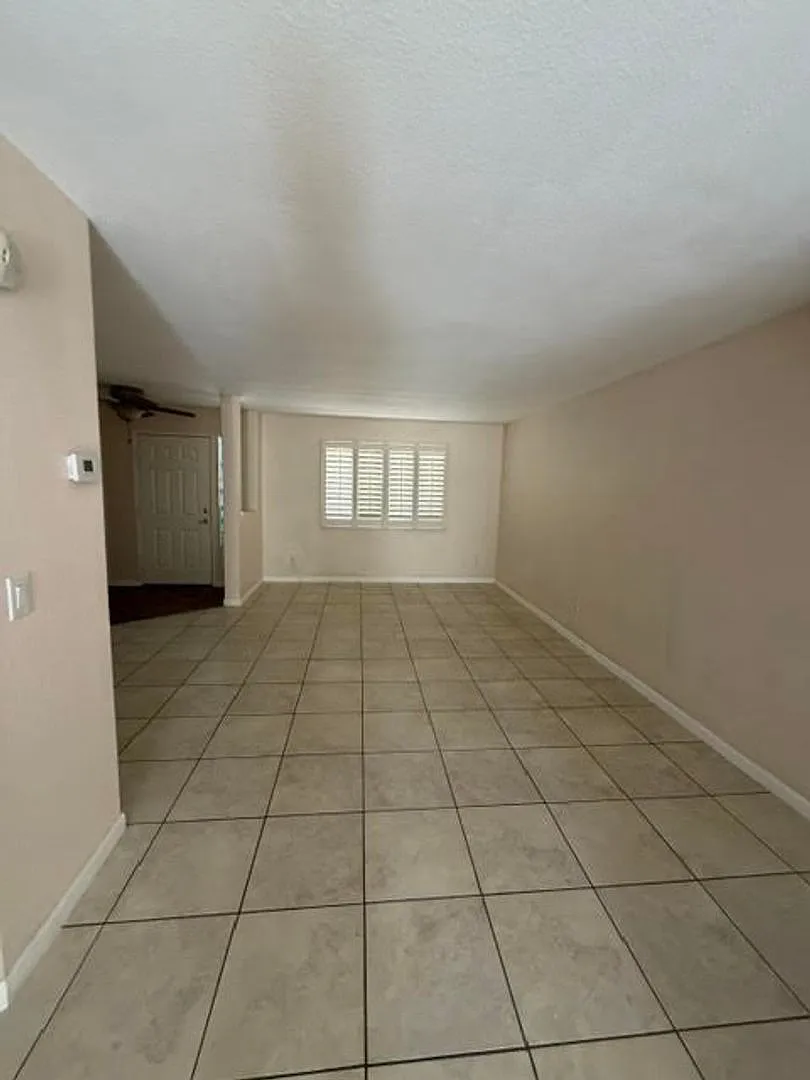 3 Bed home in Spinnaker Bay — Photo 2