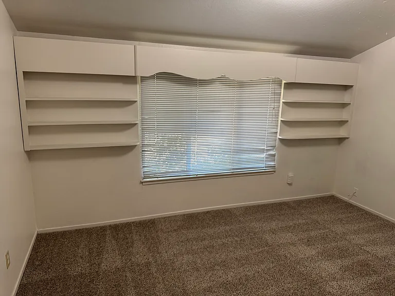 9443 Dalton Way — Photo 6