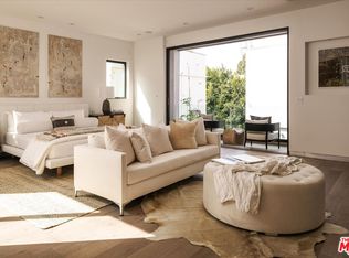 845 N Genesee Ave, Los Angeles, CA 90046