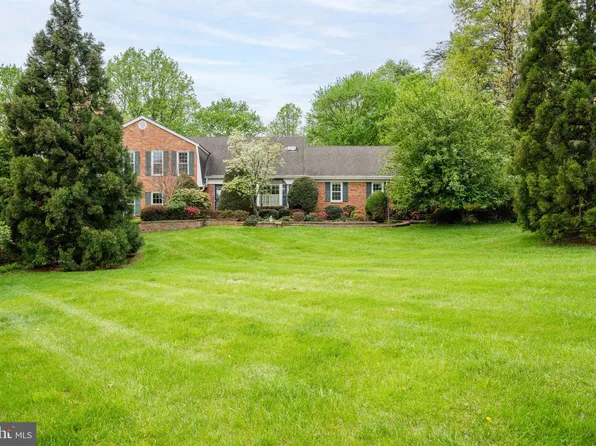 3429 Lyrac St, Oakton, VA 22124