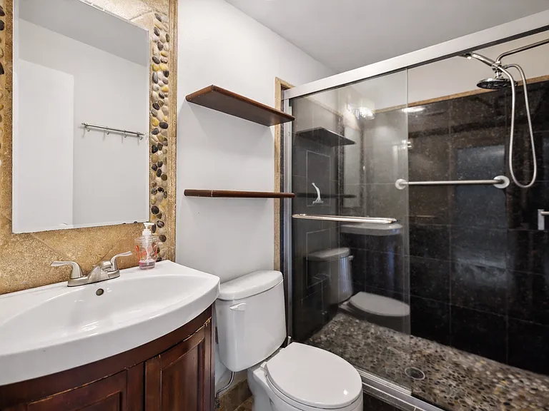 9923 Lake Landing Rd — Photo 18