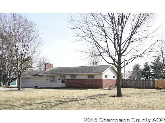 309 E South St photo 1