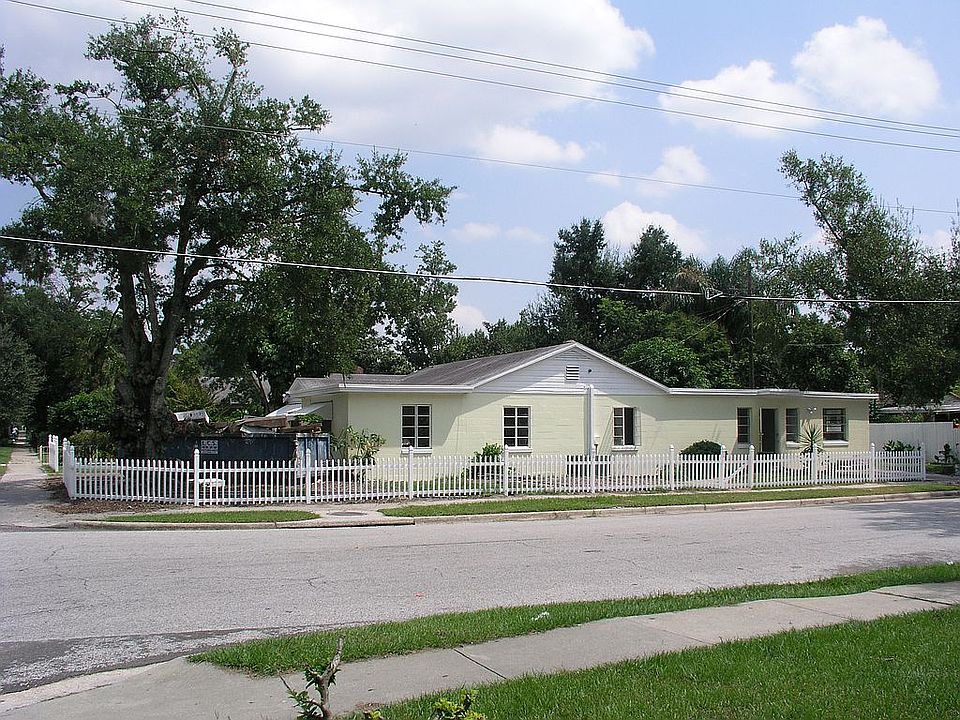 Corner view