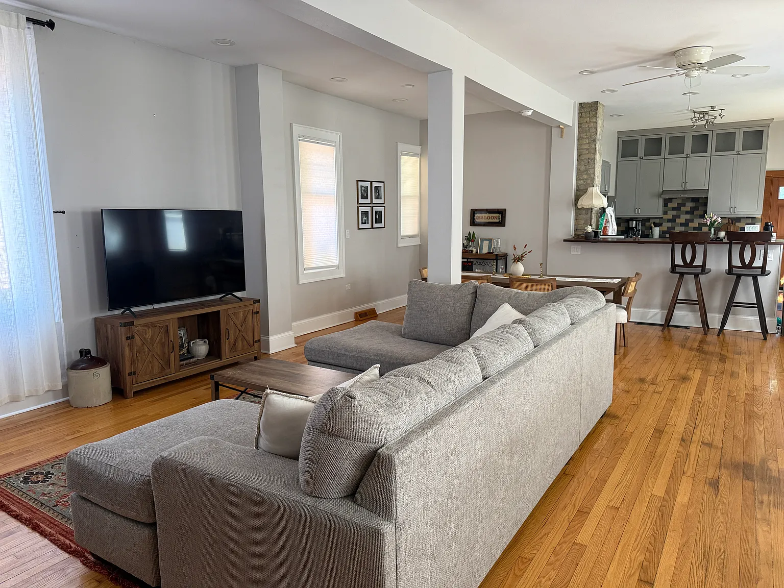 3 bed, 1800 sqft, $3,500 — Photo 4