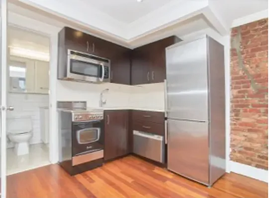 Rented by Living New York | media 4