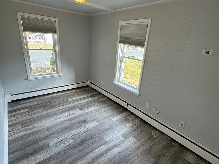 27 Elm Ave #1 — Photo 8