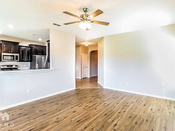 3rd image of 7133 Cloudcroft Ln