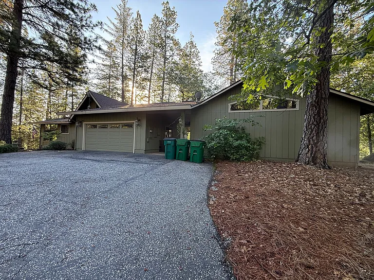 17425 Alexandra Way — Photo 3