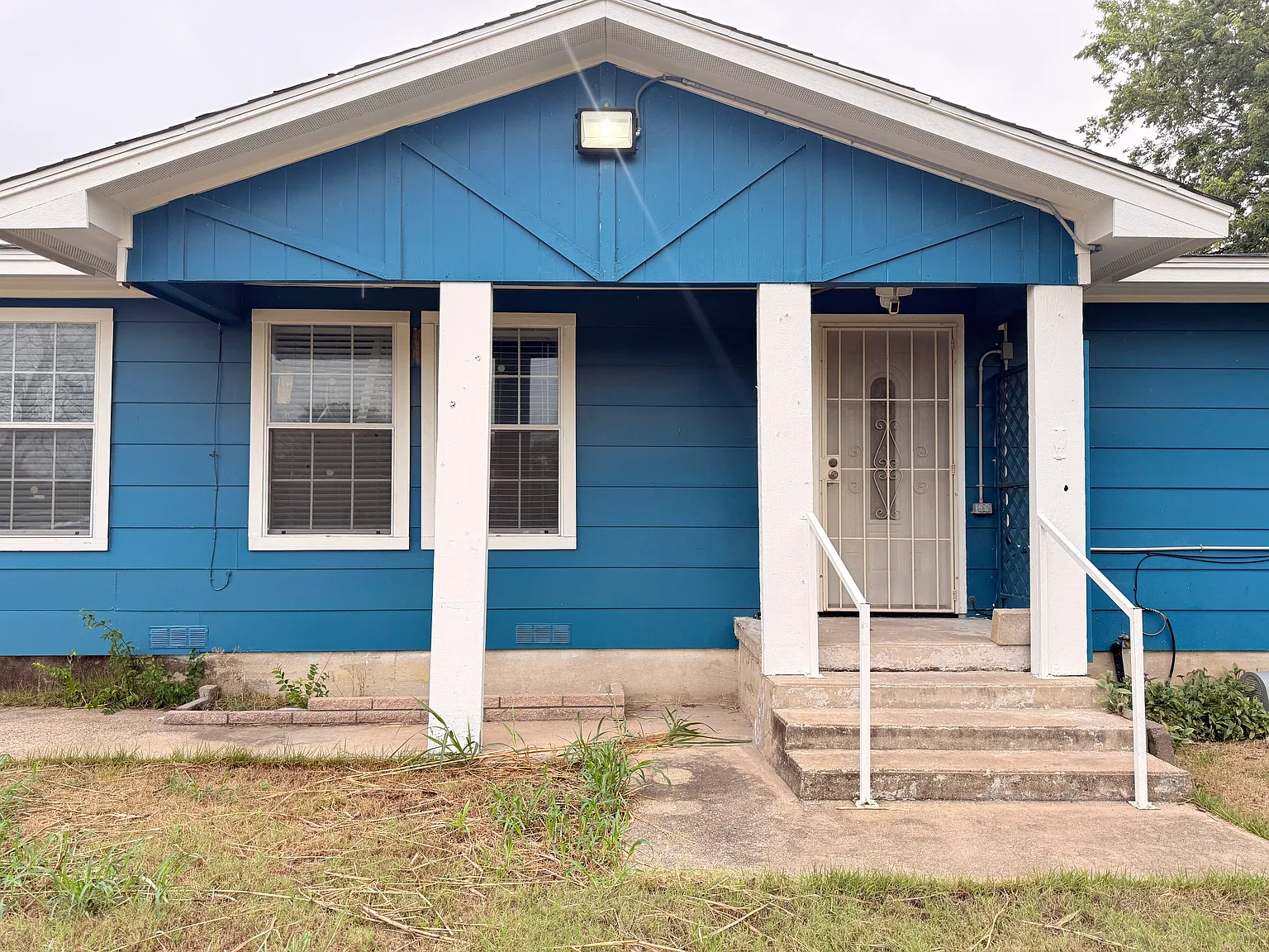 3 bed, 1400 sqft, $2,195 — Photo 3