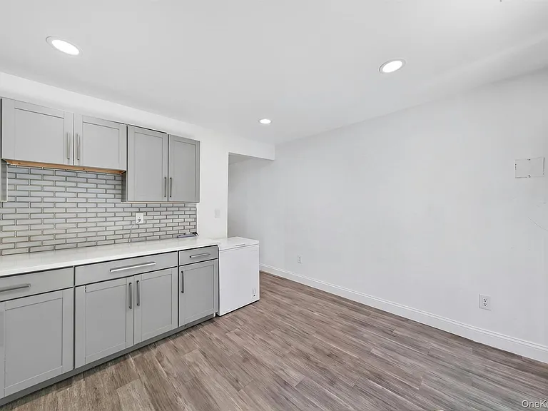 202 Concord Ln — Photo 19