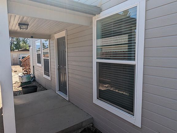 4th image of 1442 Douglas Ave #A