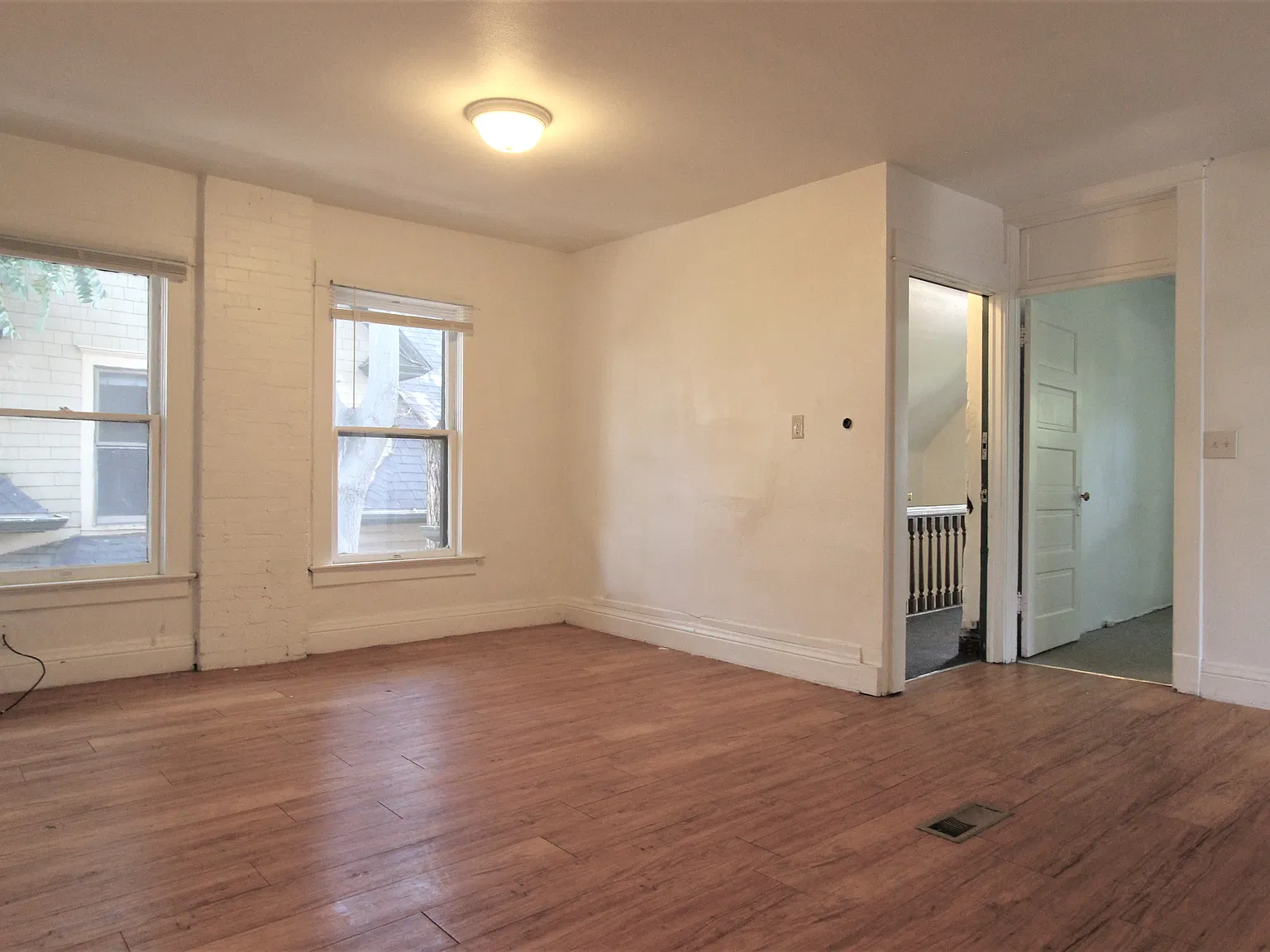 4 bed, 900 sqft, $6,000 — Photo 4