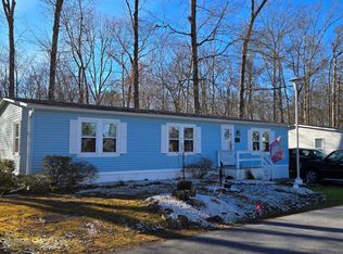 727 Dogwood Dr, Green Lane, PA 18054