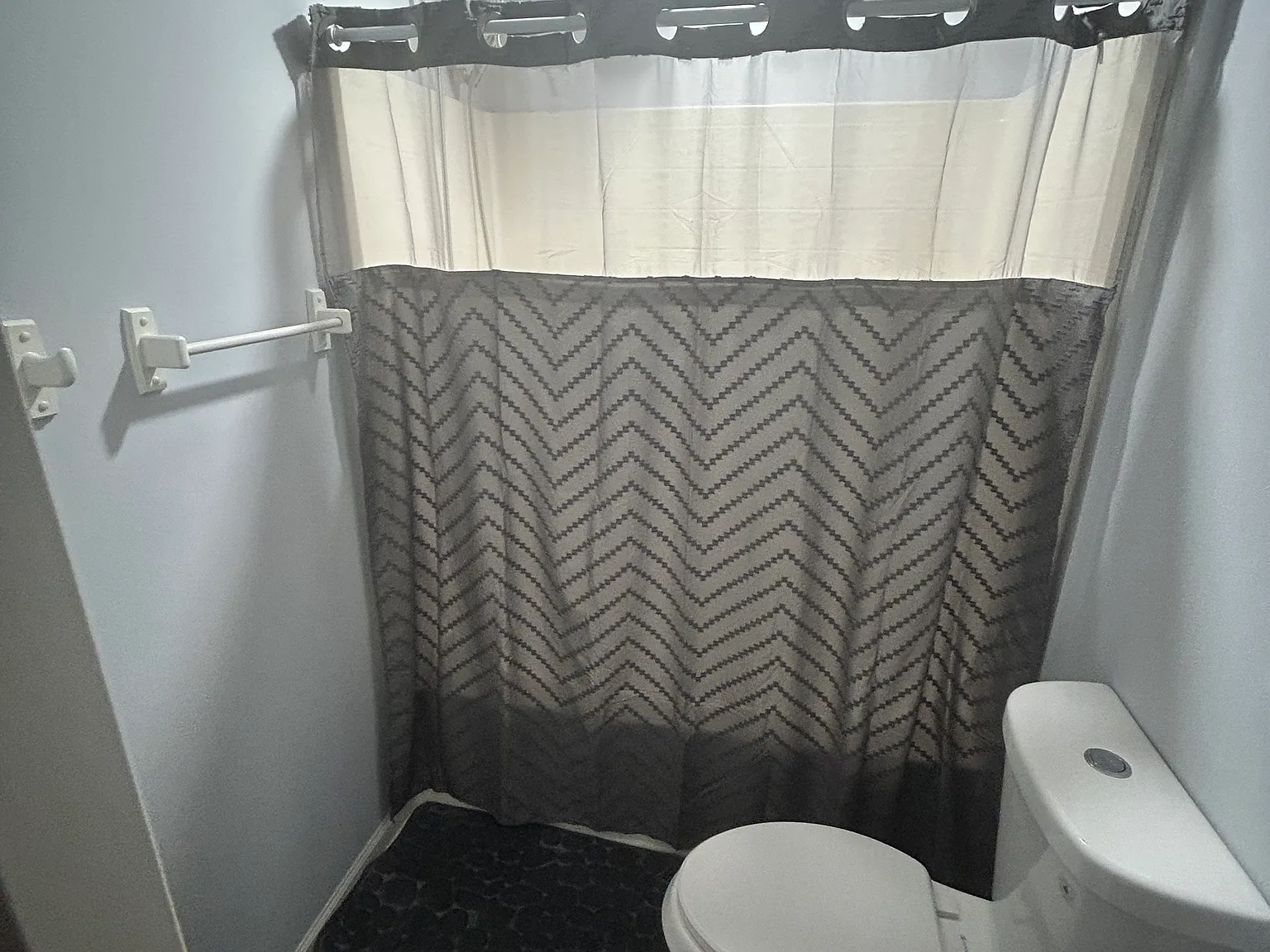 528 Fawnborough Ct — Photo 4