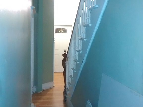 3rd image of 40 Clarke Ave