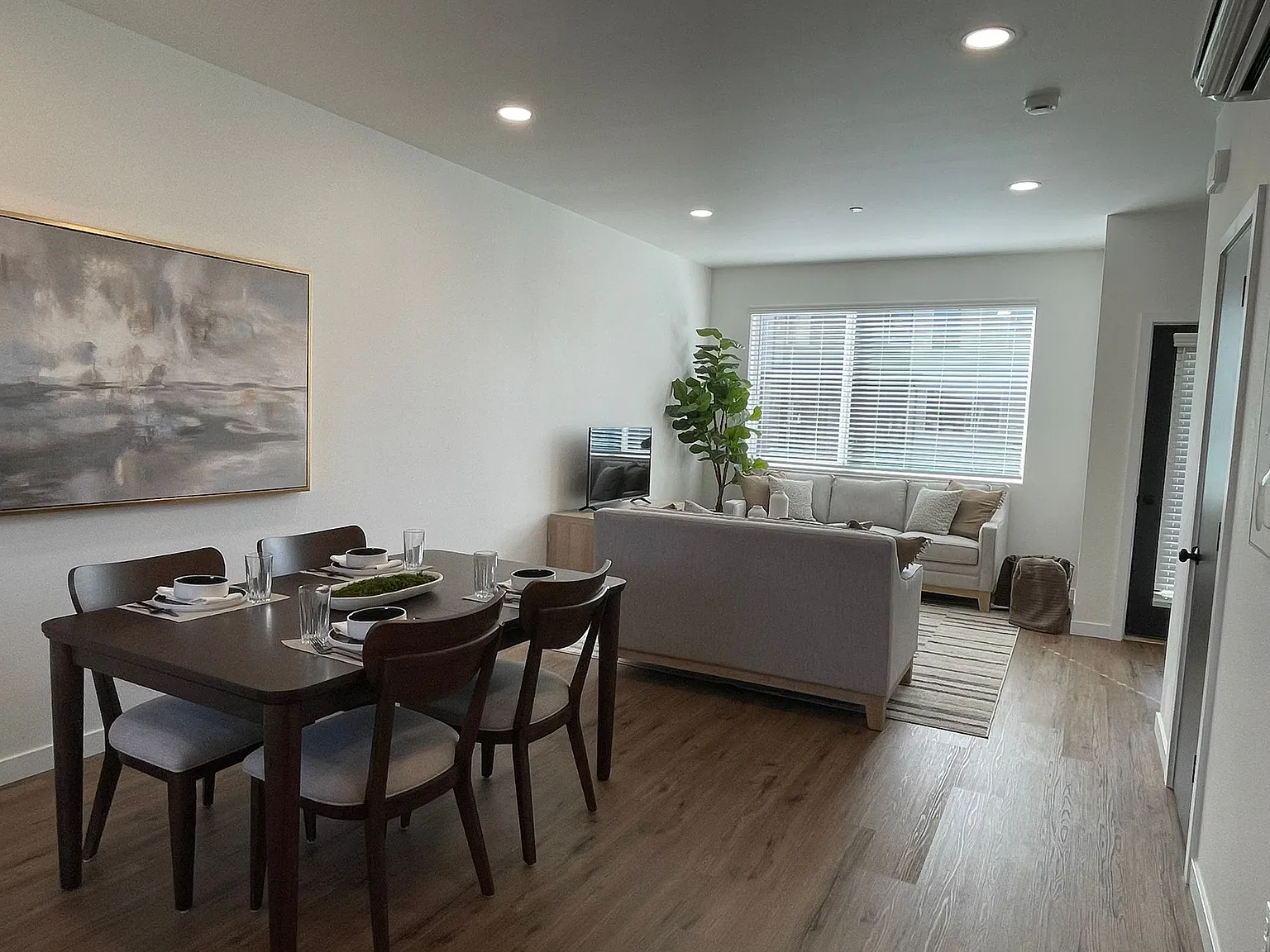 The Woodlands Townhomes — Photo 2