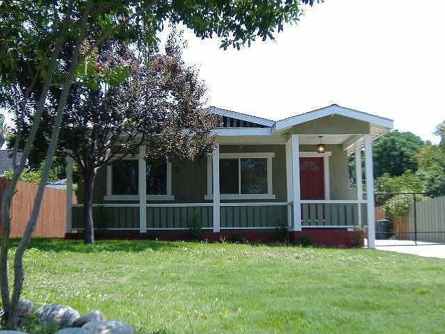 1st image of 1646 N El Molino Ave