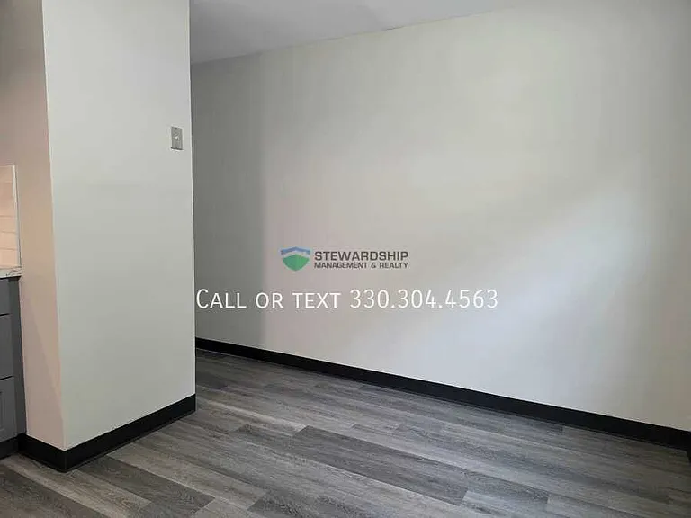1738 Harvard Ave NW — Photo 5
