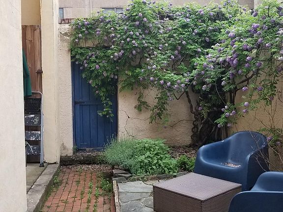 2nd image of 715 N 24th St #1R